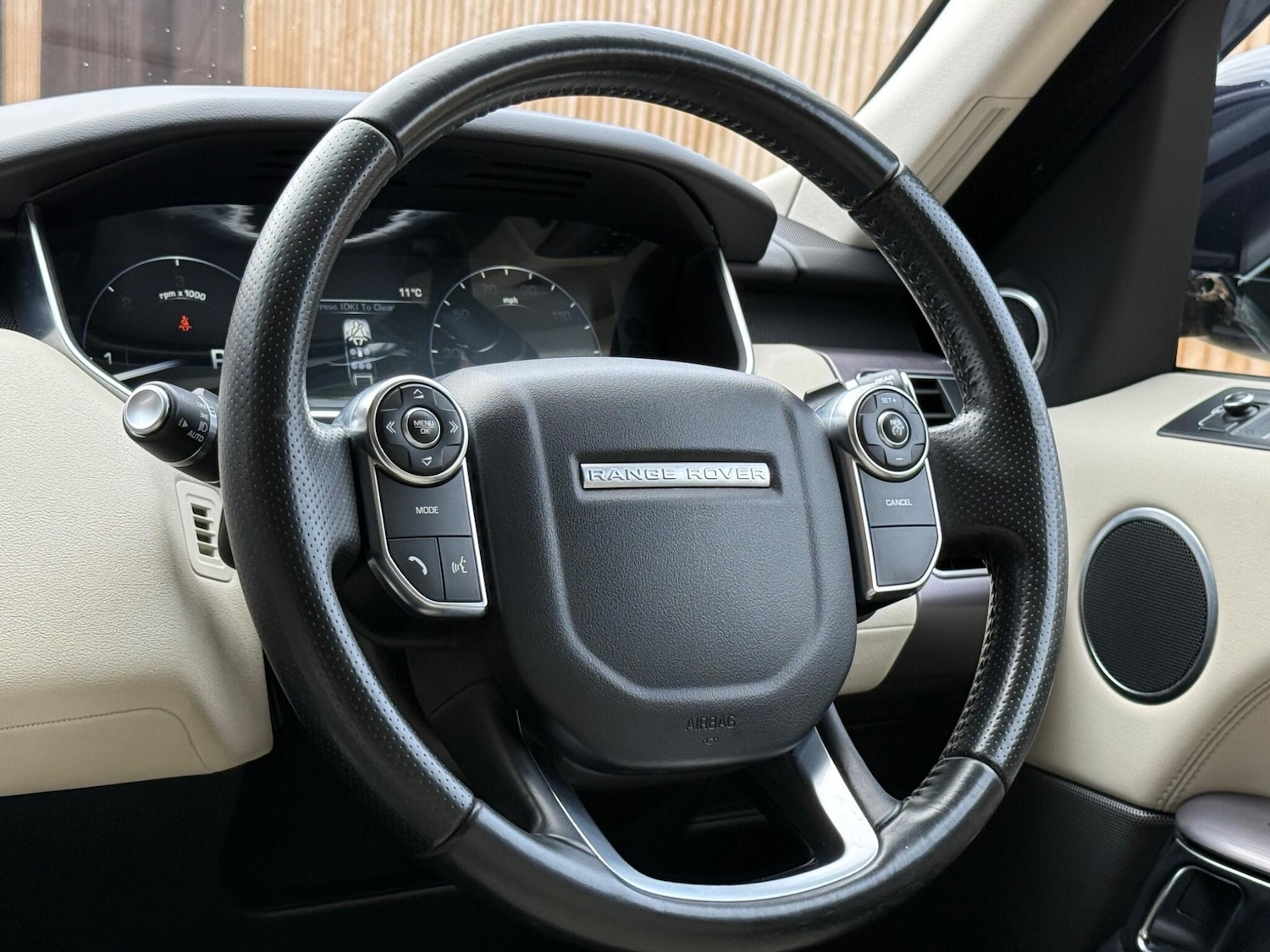 Used Land Rover Range Rover Sport 2016 for sale - 76752711: Photo 47