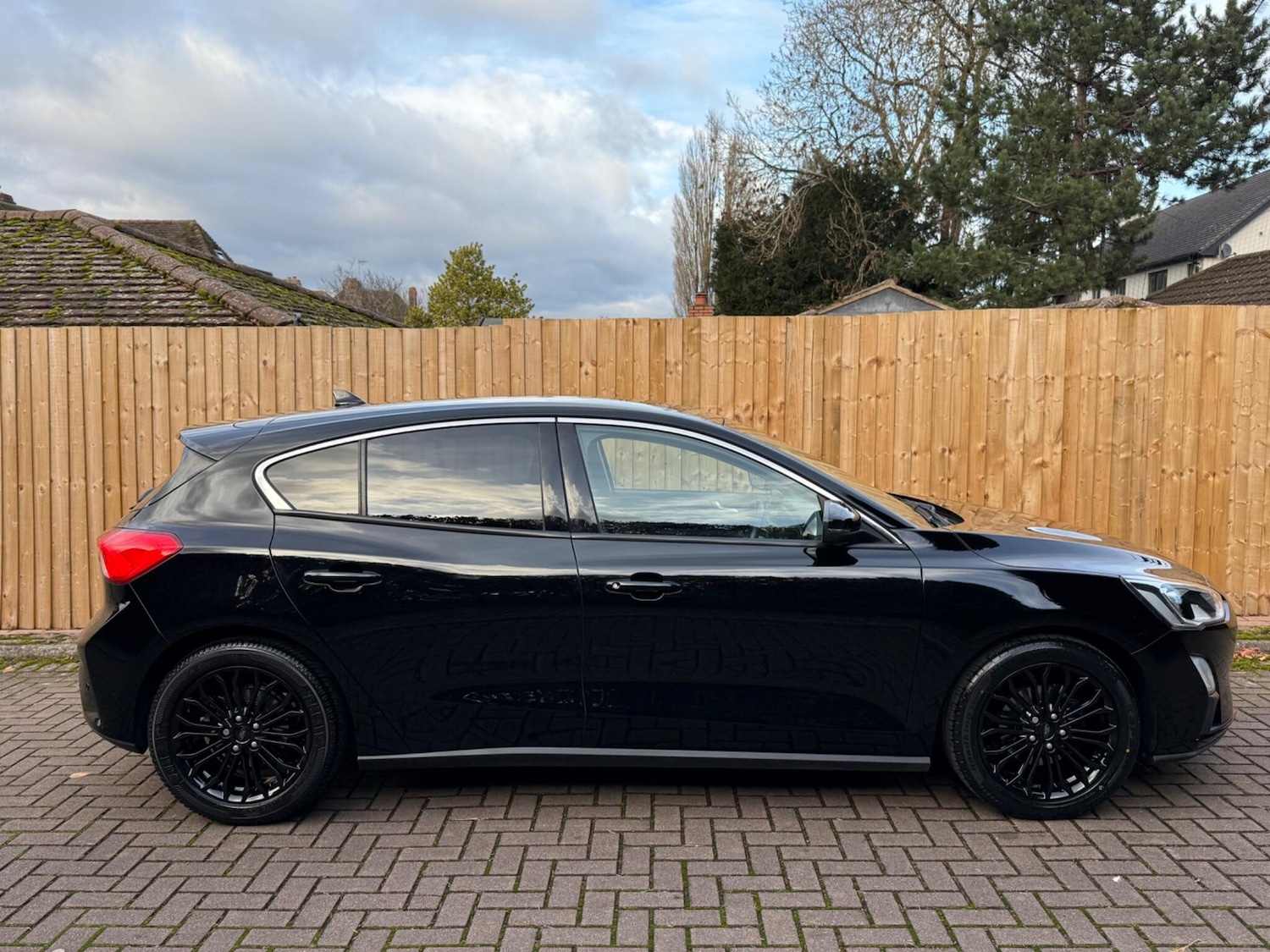 Used Ford Focus 2018 for sale - 76633742: Photo 9