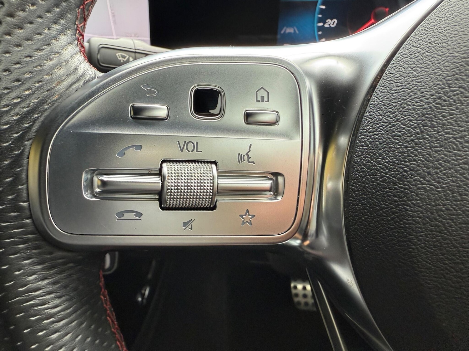 Used Mercedes-Benz A-Class 2019 for sale - 76608265: Photo 29