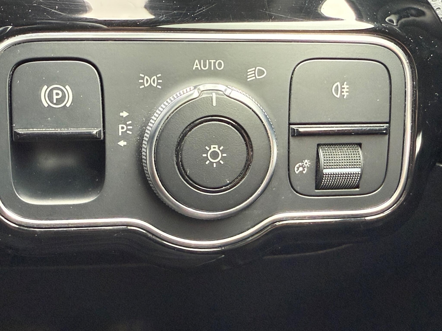 Used Mercedes-Benz A-Class 2019 for sale - 76608265: Photo 32