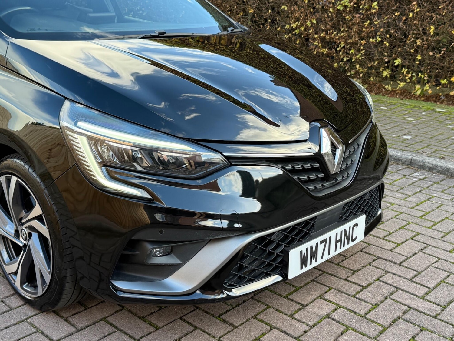 Used Renault Clio for sale - 76608477: Photo 14