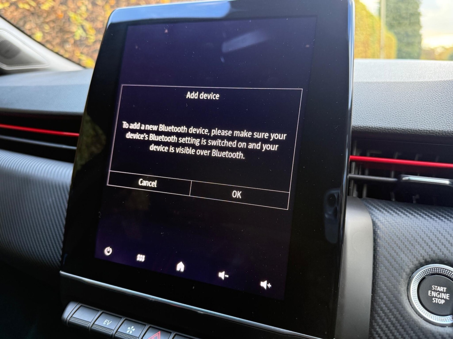 Used Renault Clio for sale - 76608477: Photo 40