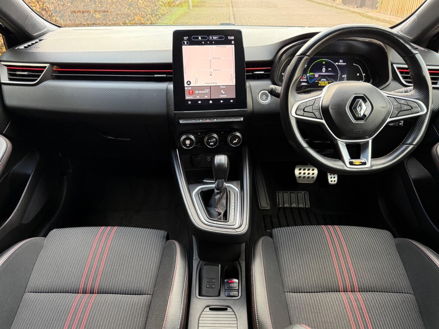 Used Renault Clio for sale - 76608477: Photo 44