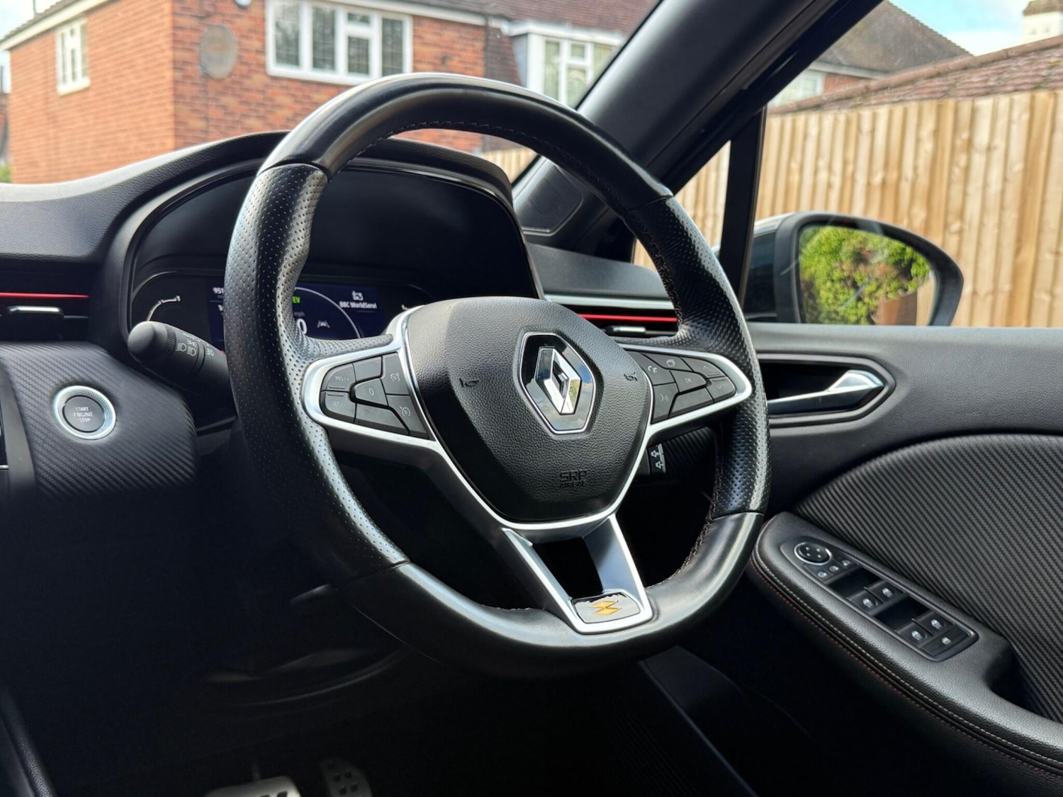 Used Renault Clio for sale - 76608477: Photo 52