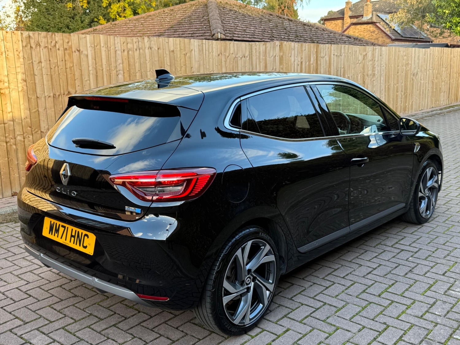 Used Renault Clio for sale - 76608477: Photo 8