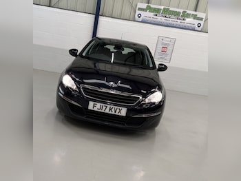 Used Peugeot 308 2018 for sale - 79019805: Photo