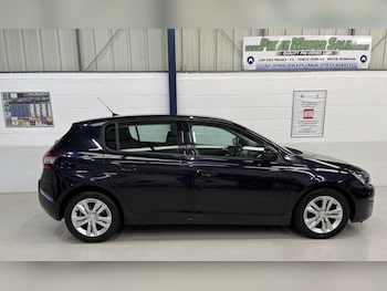 Used Peugeot 308 2018 for sale - 79019805: Photo