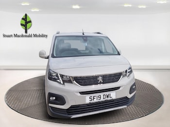 Used Peugeot Rifter 2019 for sale - 76252693: Photo