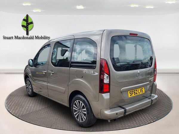 Used Peugeot Partner Tepee 2012 for sale - 65189911: Photo 9