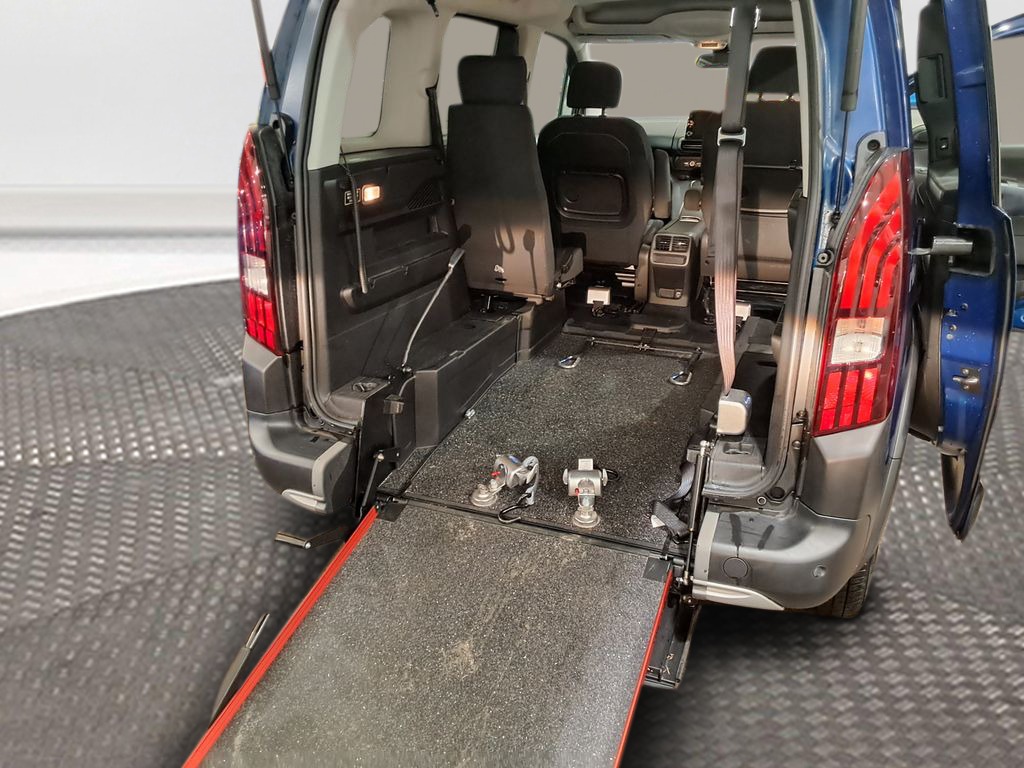 Used Peugeot Rifter 2022 for sale - 77023751: Photo 10