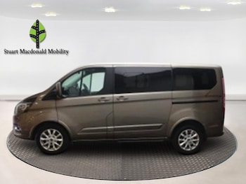 Used Ford Tourneo Custom 2019 for sale - 77675630: Photo