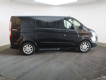 Used Ford Tourneo Custom 2022 for sale - 79271450: Photo