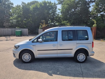 Used Volkswagen Caddy Life 2016 for sale - 79545792: Photo