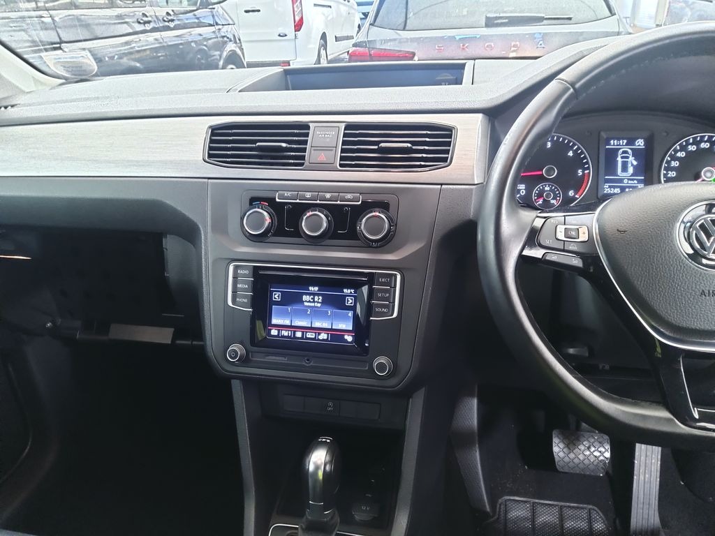 Used Volkswagen Caddy Maxi Life 2019 for sale - 77023766: Photo 13