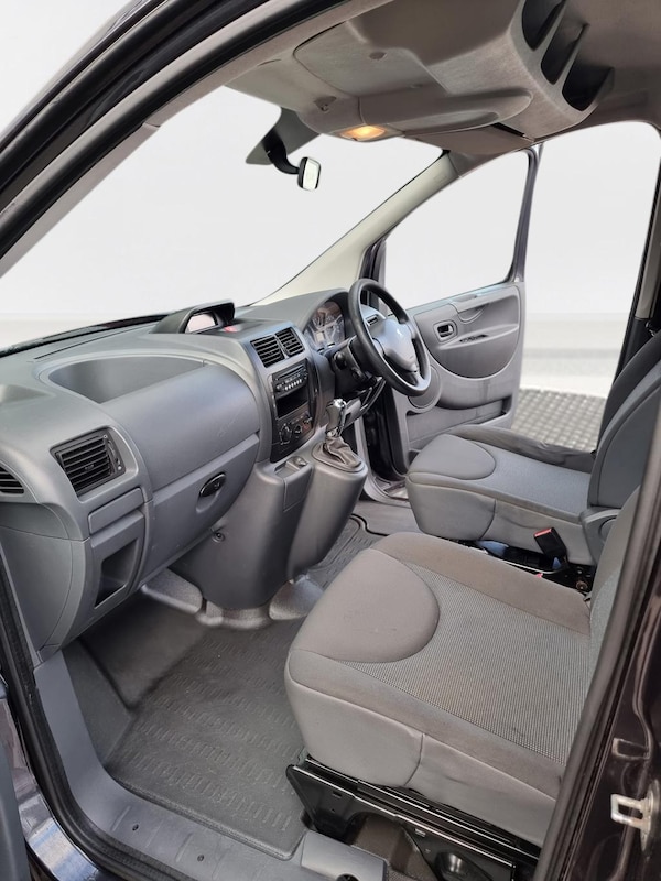 Used Peugeot Expert Tepee 2015 for sale - 65419452: Photo 11