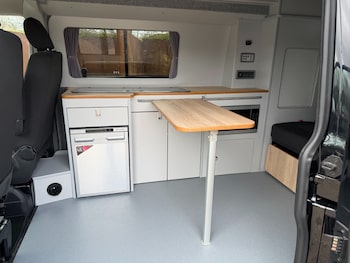 Used Volkswagen Transporter 2021 for sale - 78190358: Photo