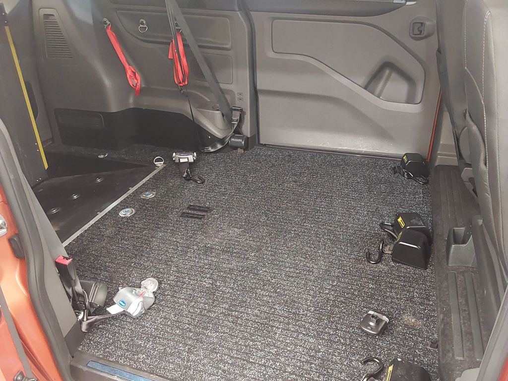 Used Ford Tourneo Custom 2023 for sale - 76144323: Photo 10