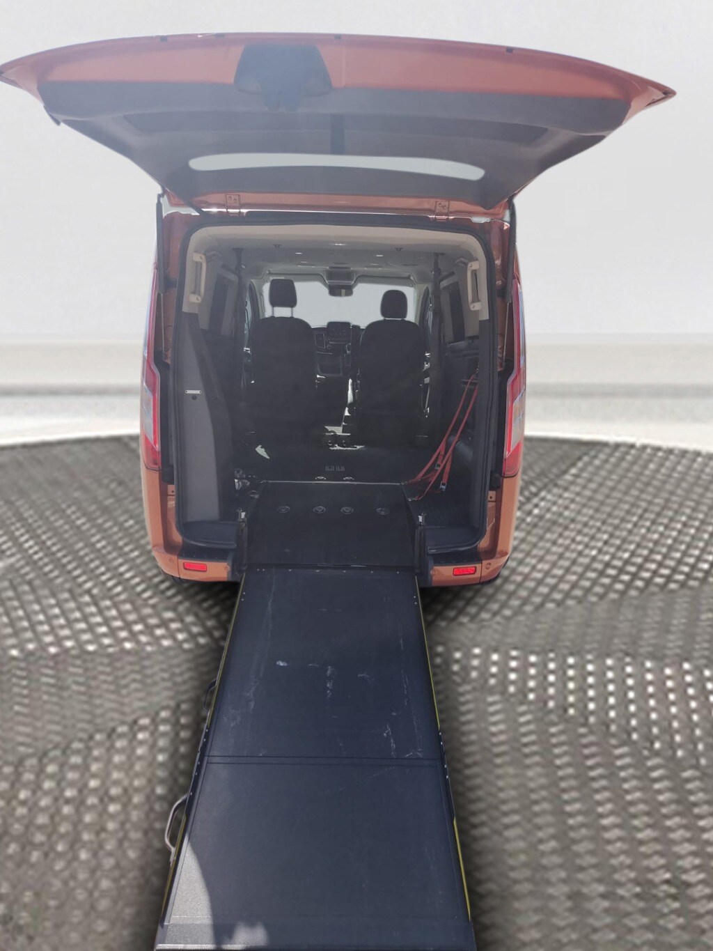 Used Ford Tourneo Custom 2023 for sale - 76144323: Photo 5