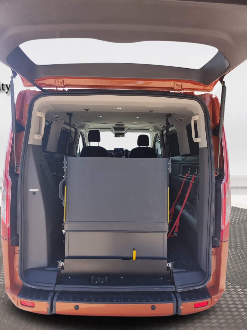 Used Ford Tourneo Custom 2023 for sale - 76144323: Photo 6