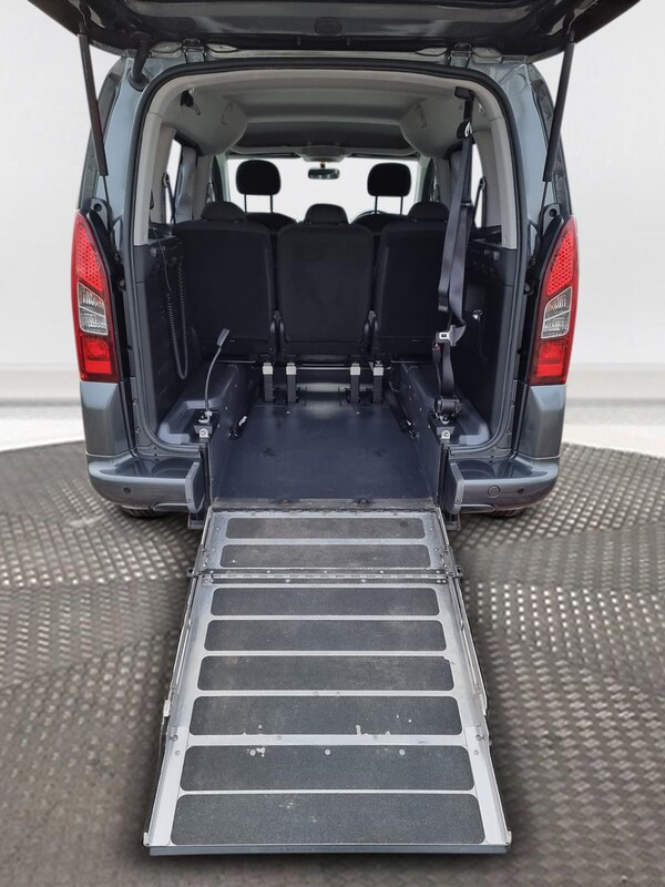 Used Peugeot Partner Tepee 2015 for sale - 65082674: Photo 14