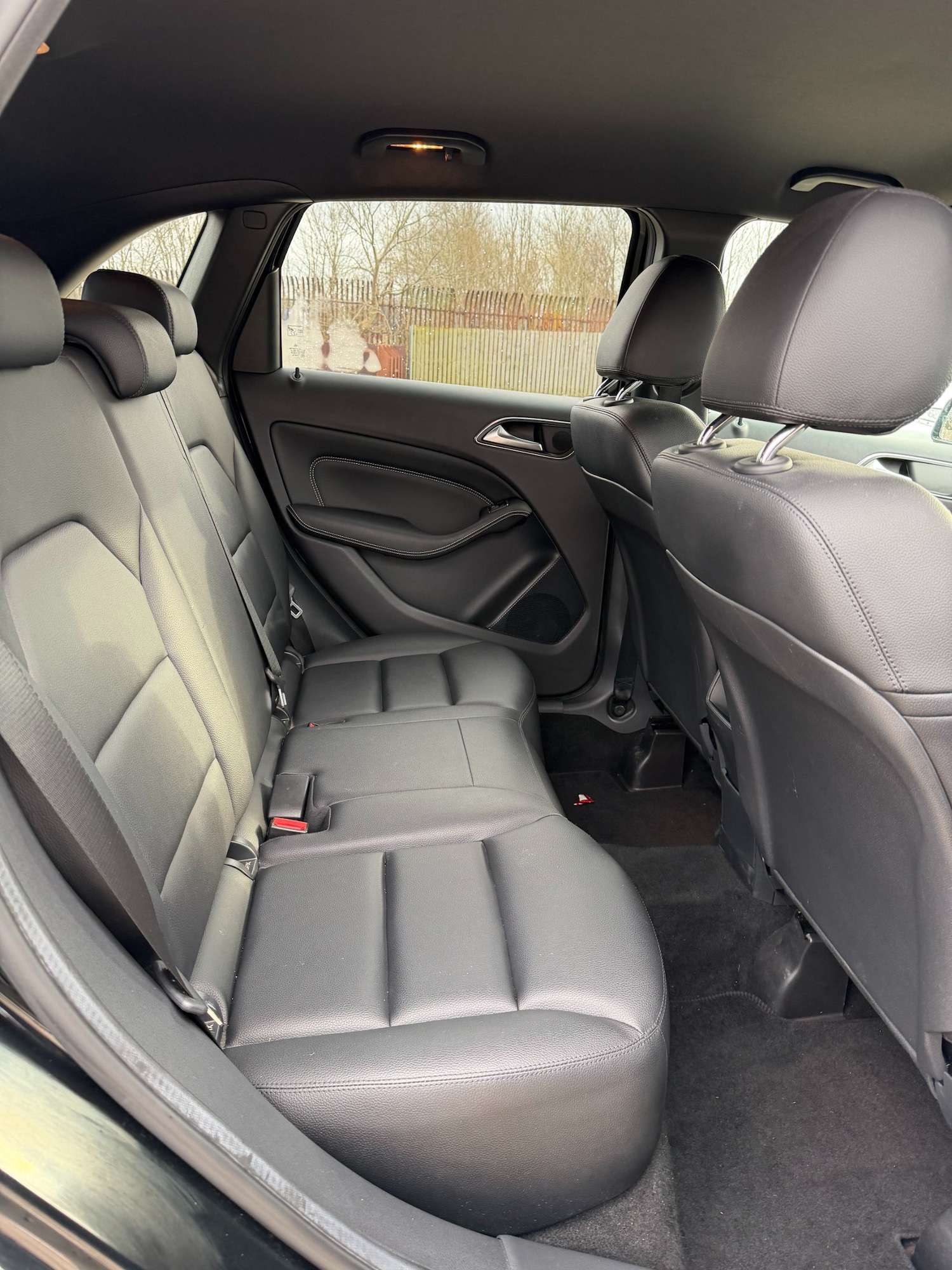 Used Mercedes-Benz B Class 2014 for sale - 77446714: Photo 2