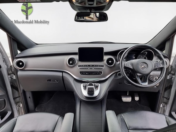 Used Mercedes-Benz V-Class 2017 for sale - 69056864: Photo 10