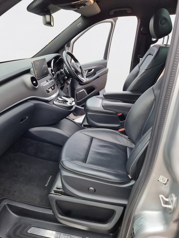 Used Mercedes-Benz V-Class 2017 for sale - 69056864: Photo 13
