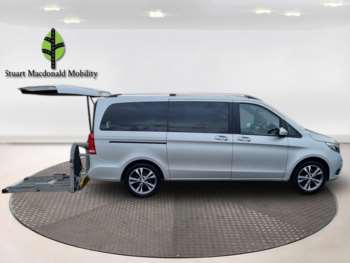 Used Mercedes-Benz V-Class 2017 for sale - 69056864: Photo