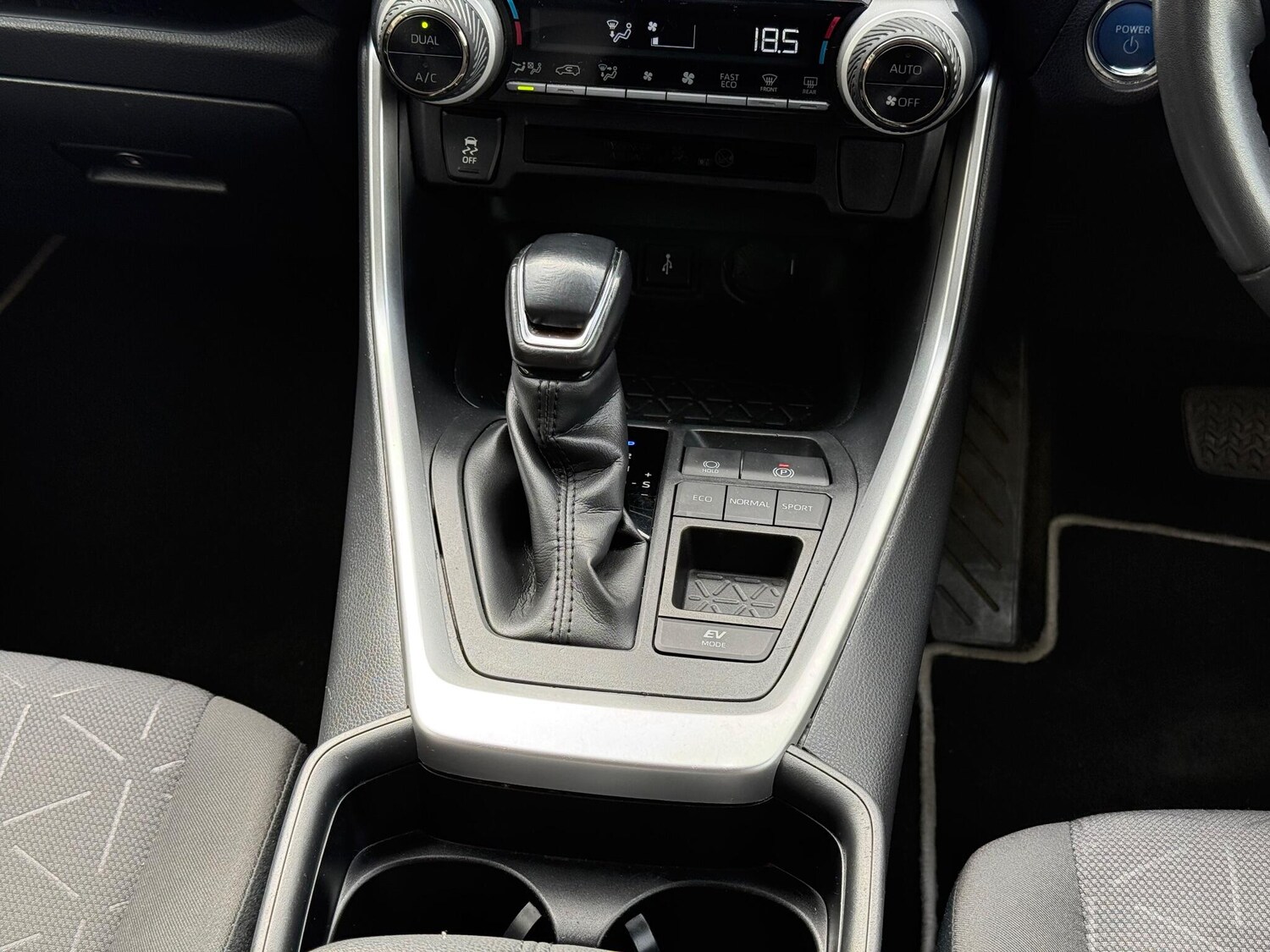 Used Toyota RAV4 for sale - 77351480: Photo 25