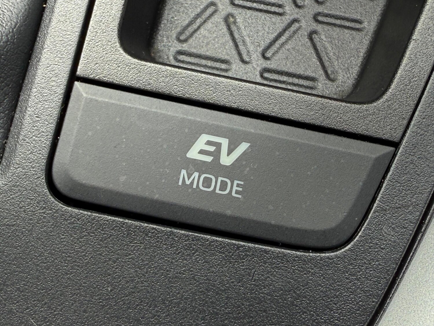 Used Toyota RAV4 for sale - 77351480: Photo 30