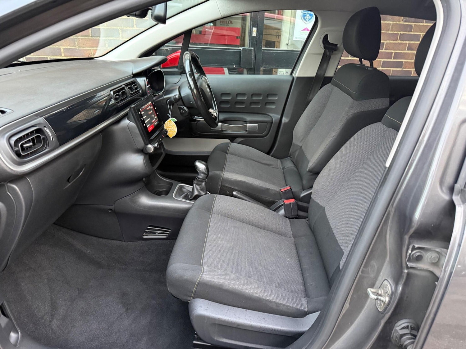 Used Citroen C3 2018 for sale - 76317799: Photo 30