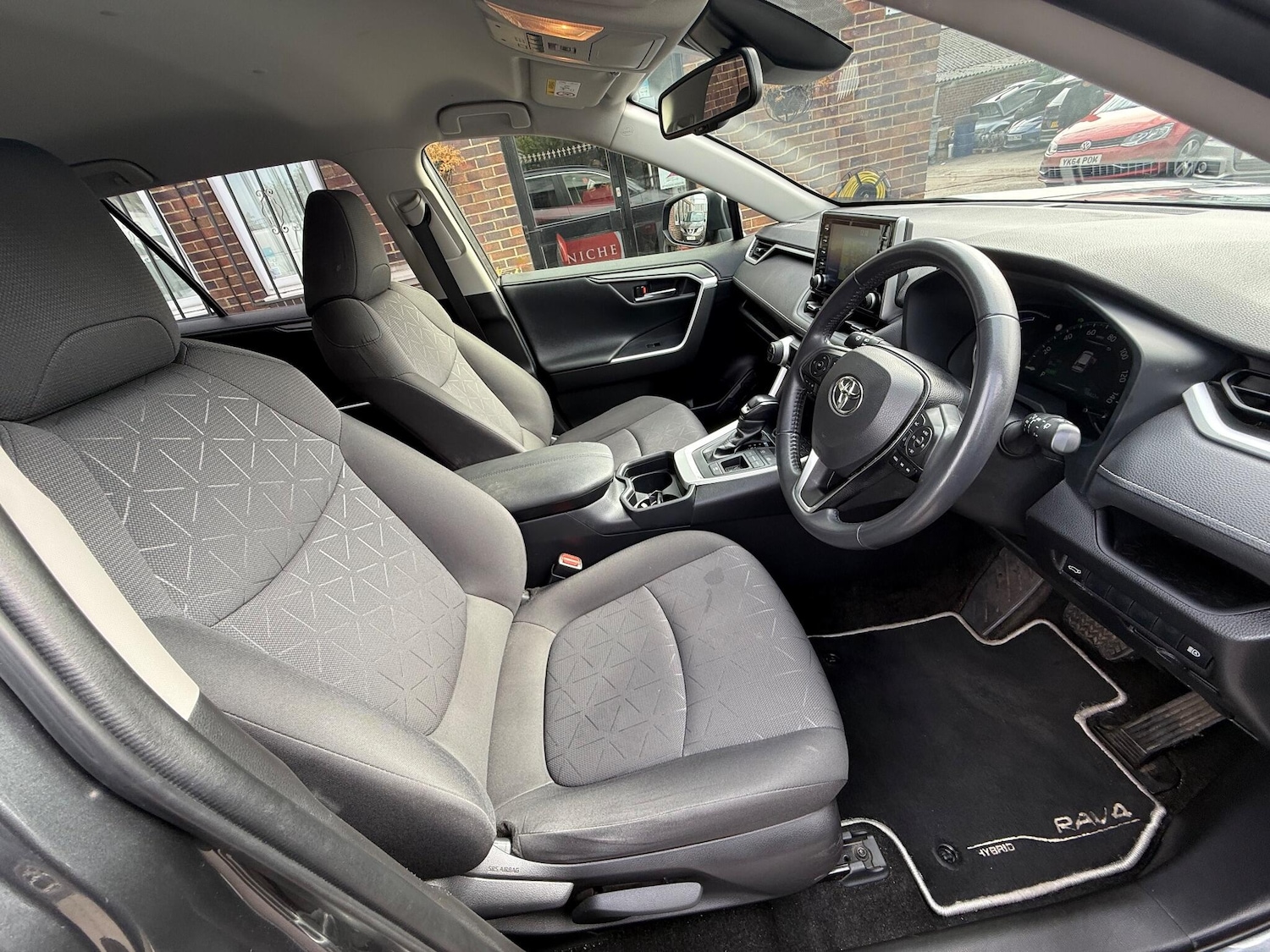 Used Toyota RAV4 2021 for sale - 76226611: Photo 14