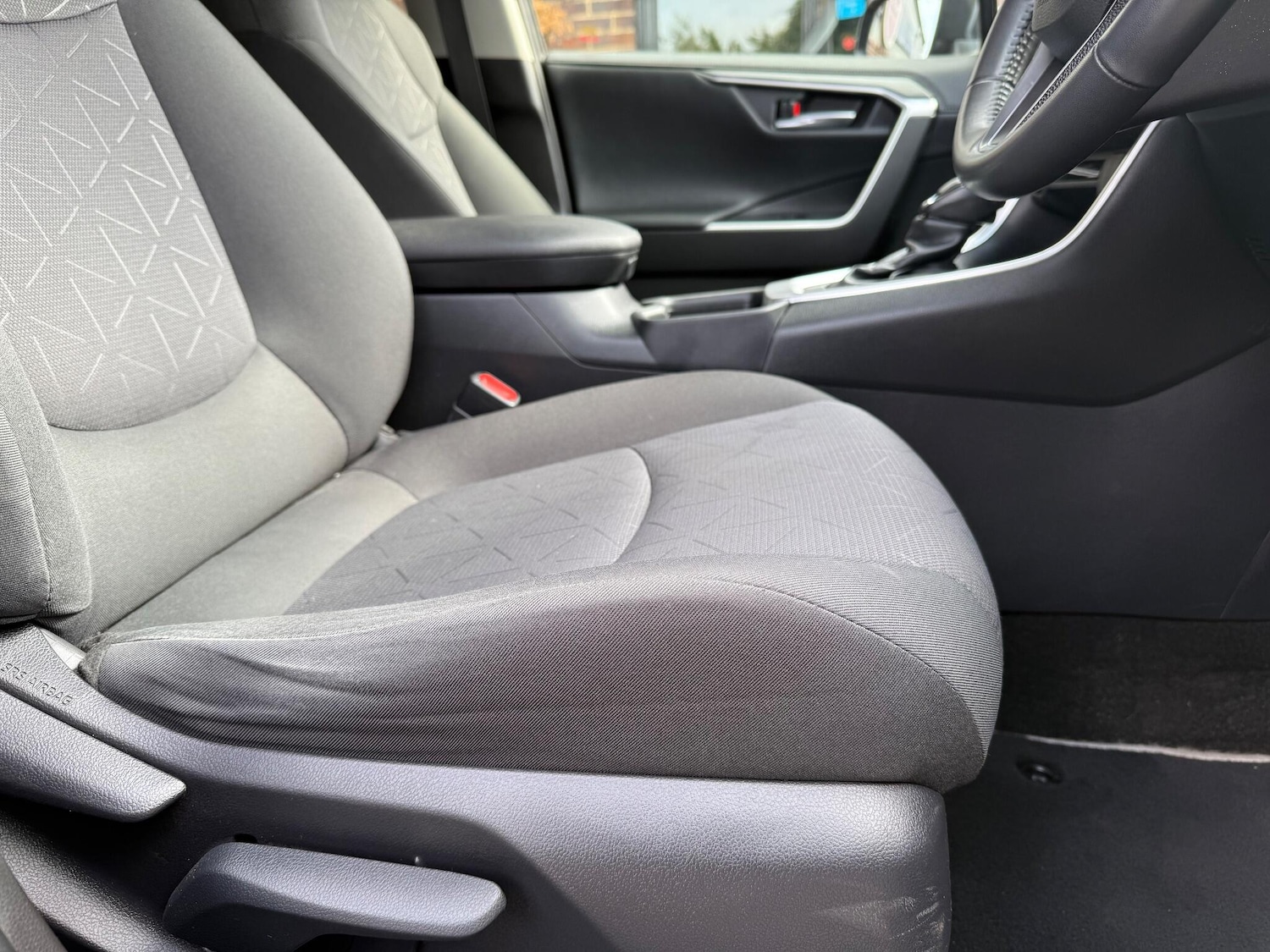 Used Toyota RAV4 2021 for sale - 76226611: Photo 17