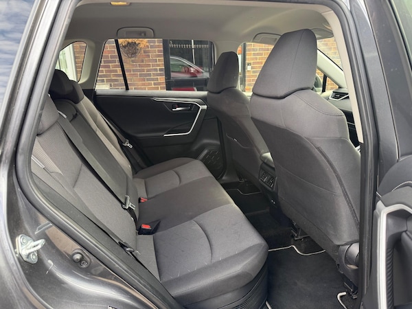 Used Toyota RAV4 2021 for sale - 76226611: Photo 18