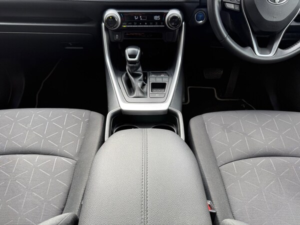 Used Toyota RAV4 2021 for sale - 76226611: Photo 29