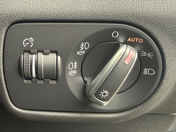 Used Audi A1 for sale - 75174133: Photo 25