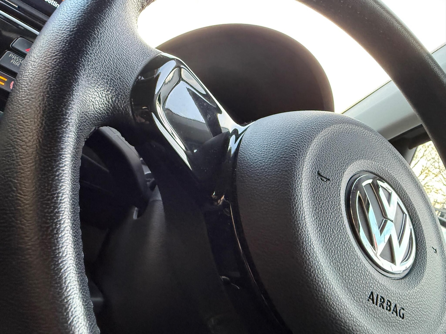 Used Volkswagen up! 2025 for sale - 77015454: Photo 39