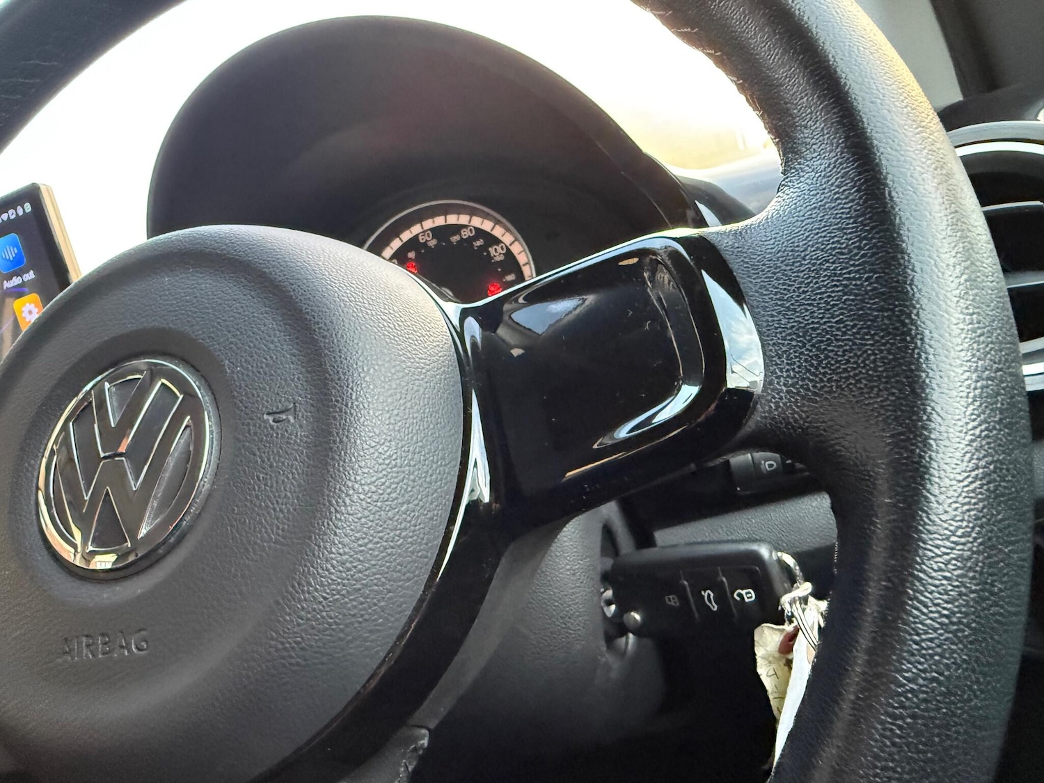 Used Volkswagen up! 2025 for sale - 77015454: Photo 42