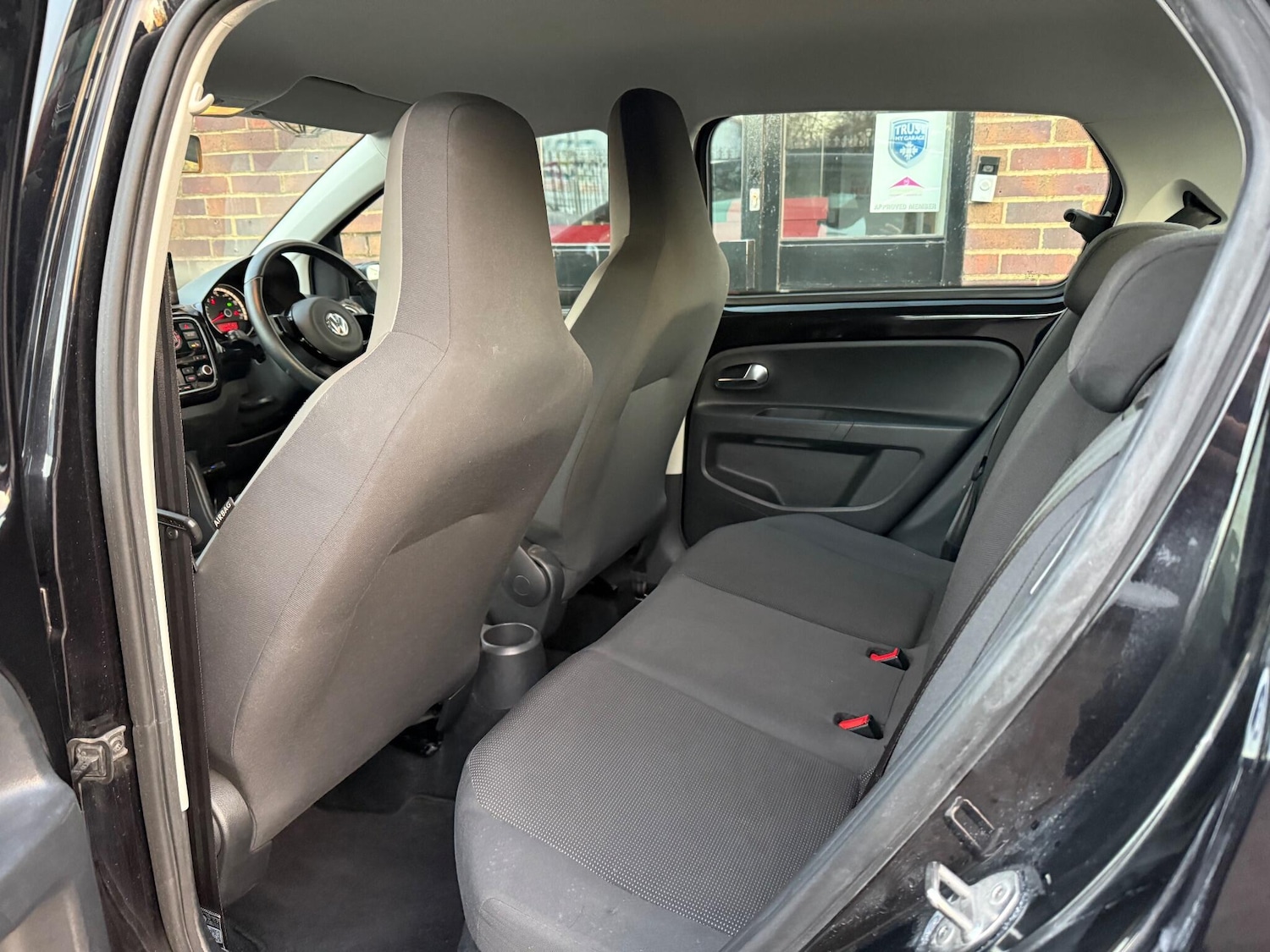 Used Volkswagen up! 2025 for sale - 77015454: Photo 49