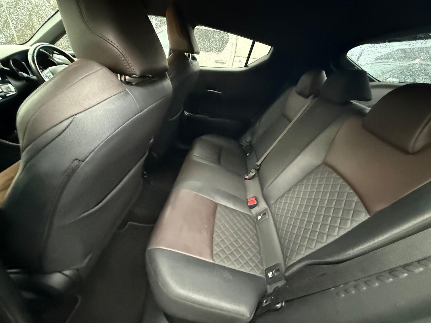 Used Toyota C-HR 2018 for sale - 77091095: Photo 64