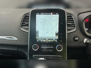 Used Renault Grand Scenic 2019 for sale - 79452453: Photo