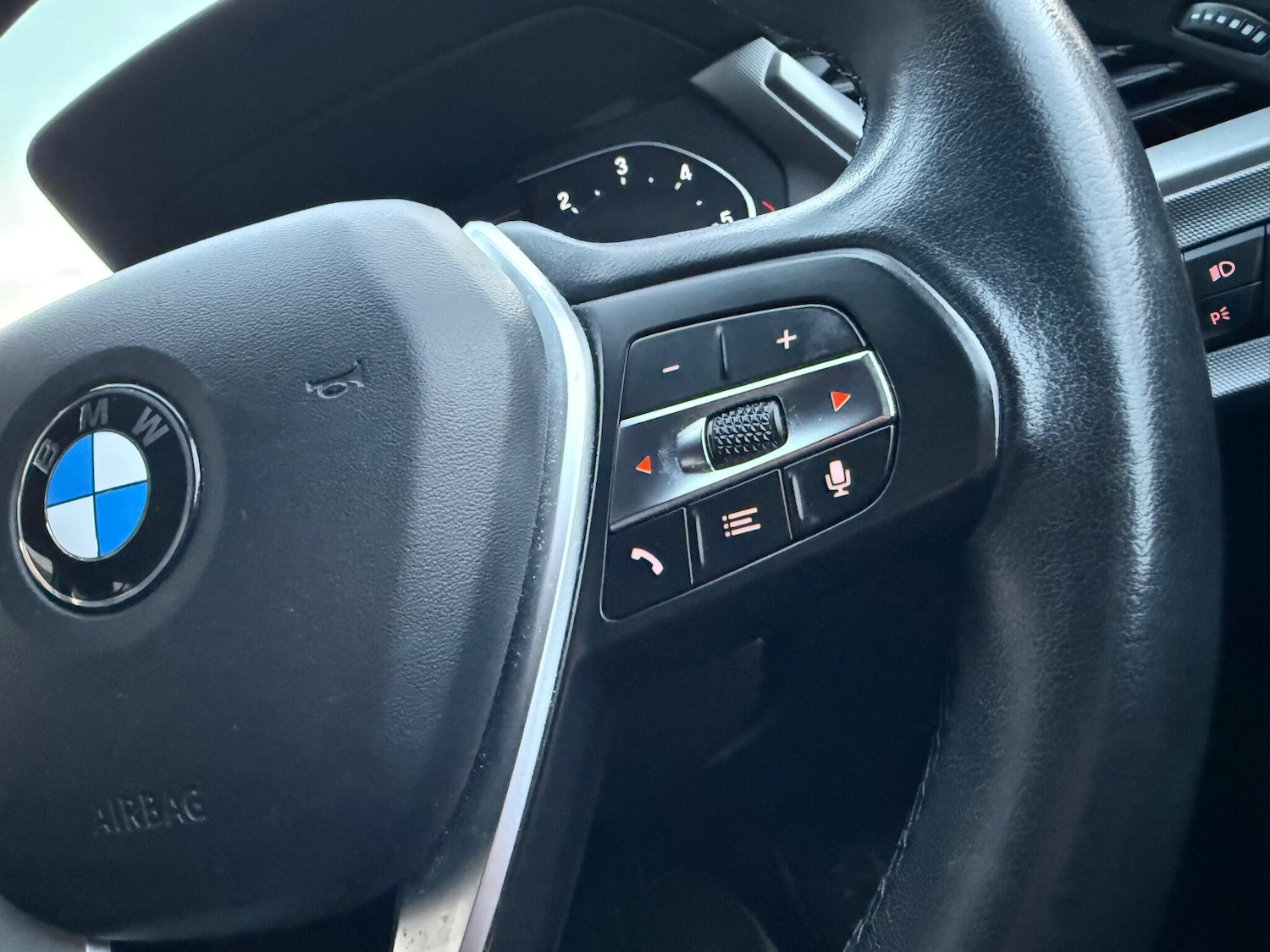 Used BMW 1 Series 2020 for sale - 76632973: Photo 42