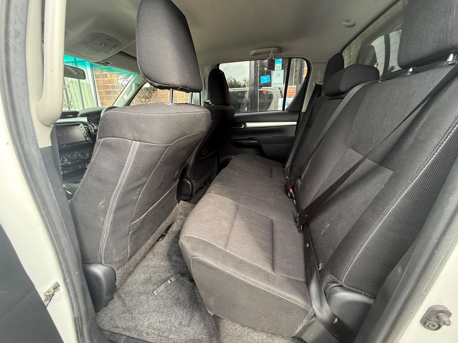 Used Toyota Hilux 2021 for sale - 77352046: Photo 28