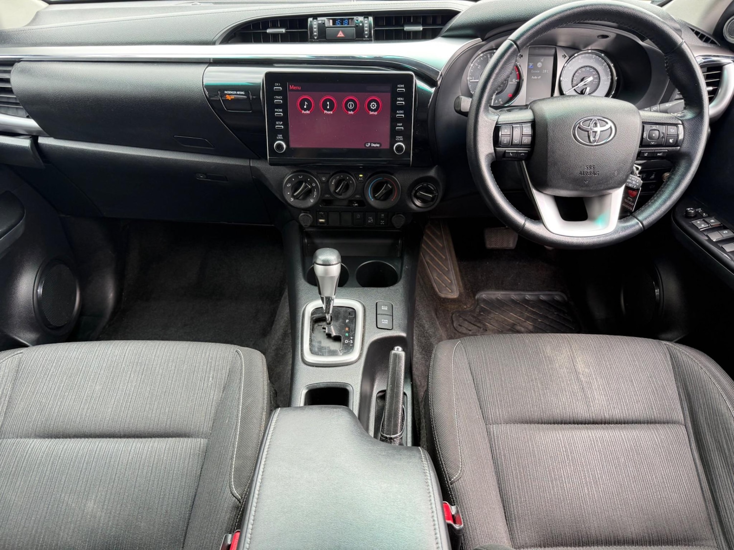 Used Toyota Hilux 2021 for sale - 77352046: Photo 3