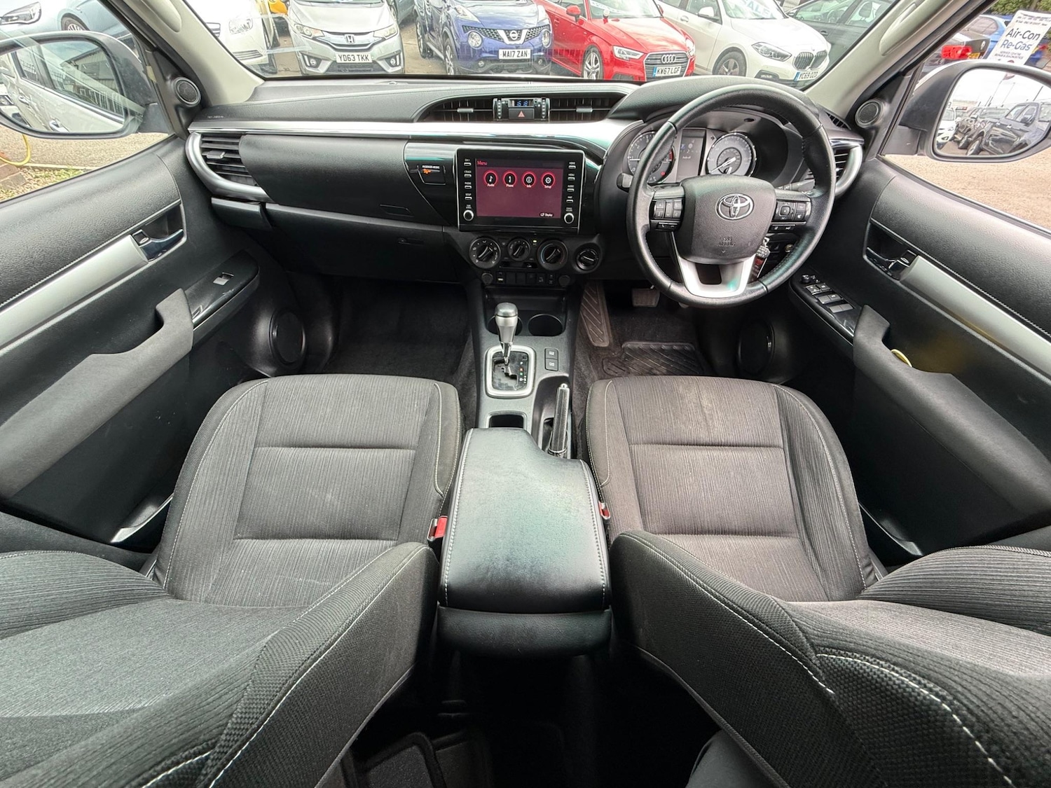 Used Toyota Hilux 2021 for sale - 77352046: Photo 54
