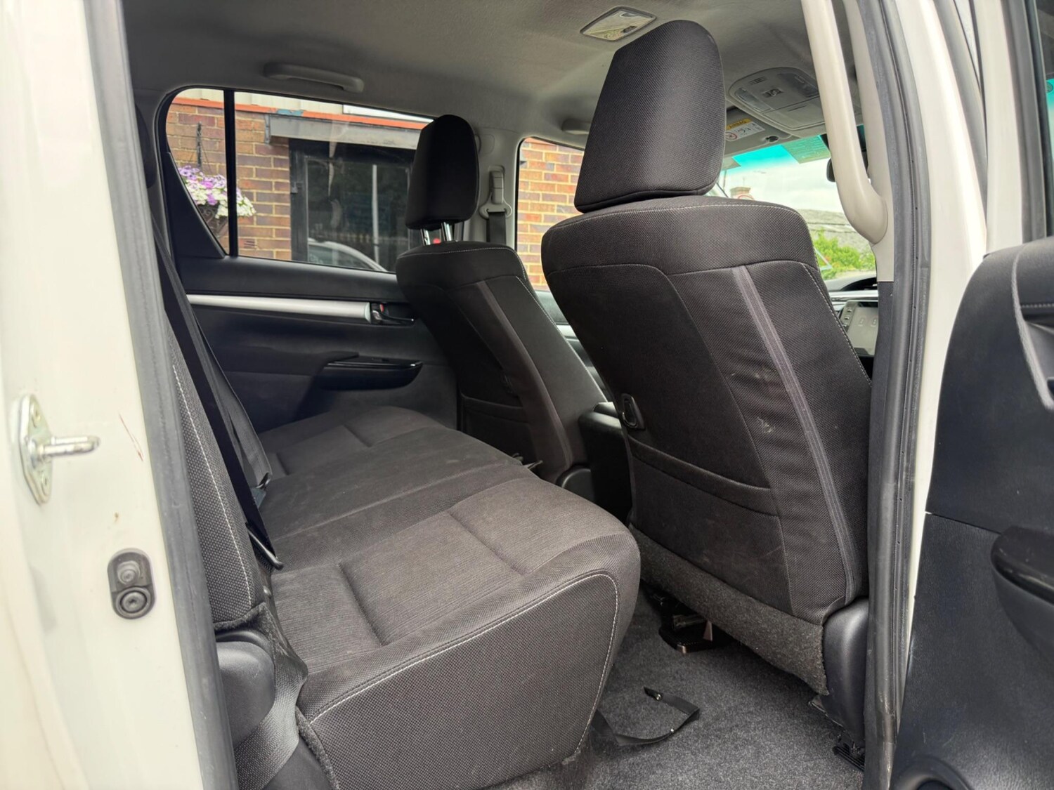 Used Toyota Hilux 2021 for sale - 77352046: Photo 56