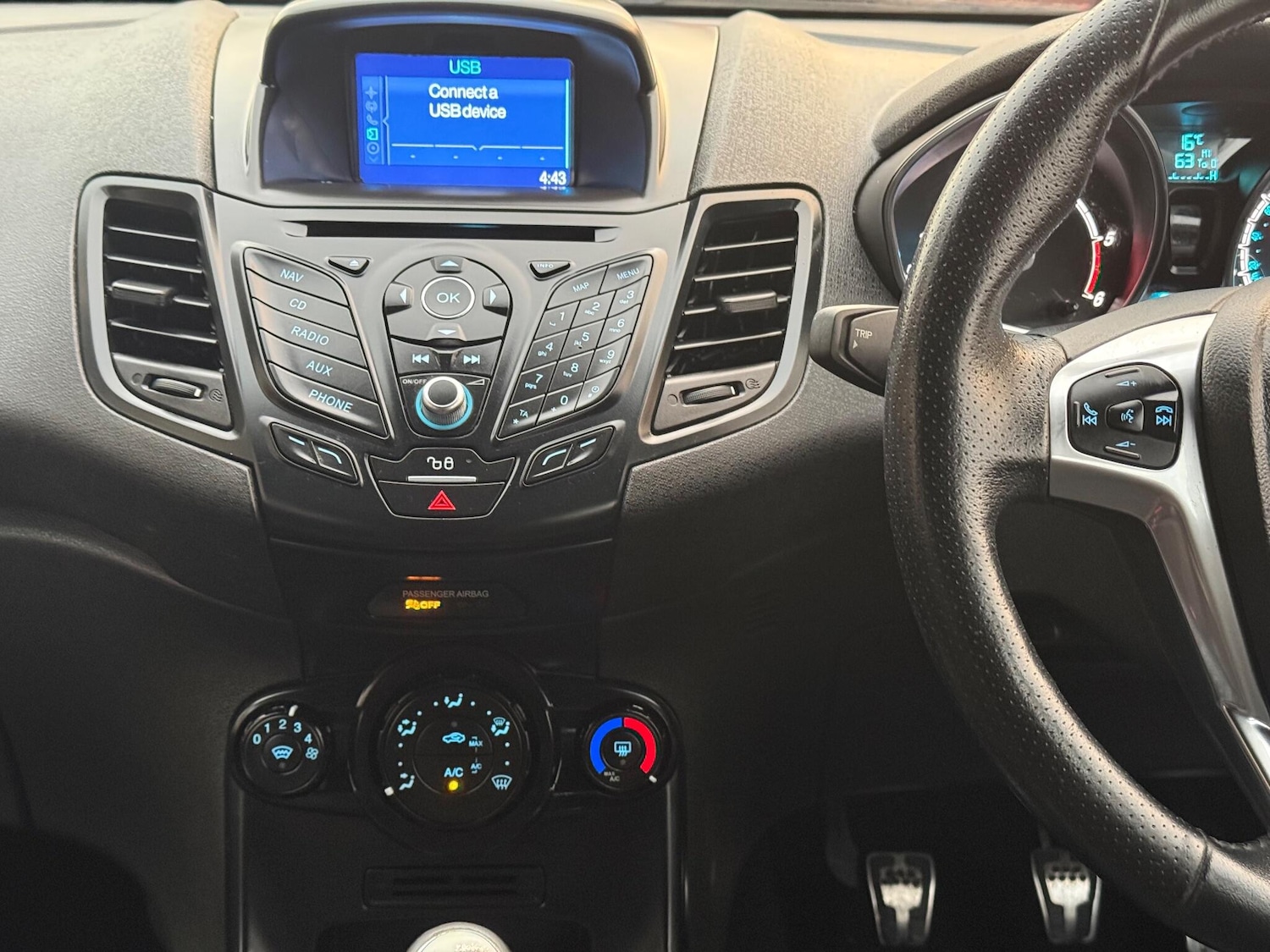 Used Ford Fiesta 2017 for sale - 76513211: Photo 12