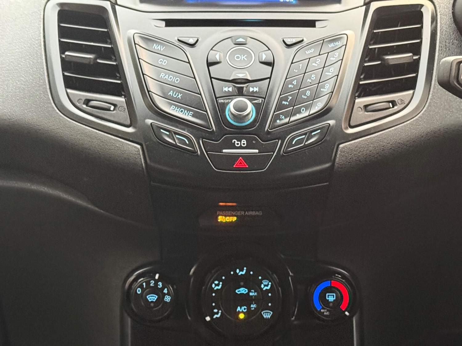 Used Ford Fiesta 2017 for sale - 76513211: Photo 18