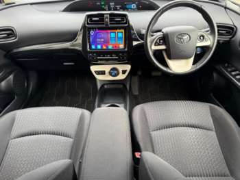 Used Toyota Prius 2016 for sale - 74840258: Photo