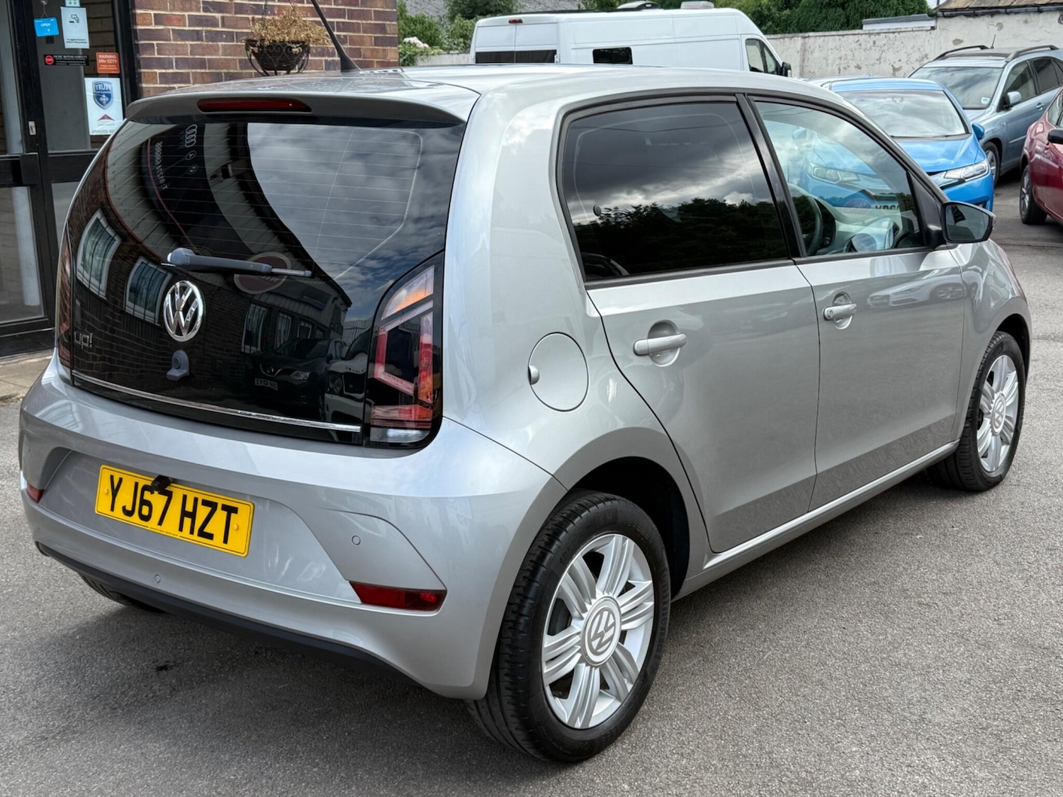Vehicle 5